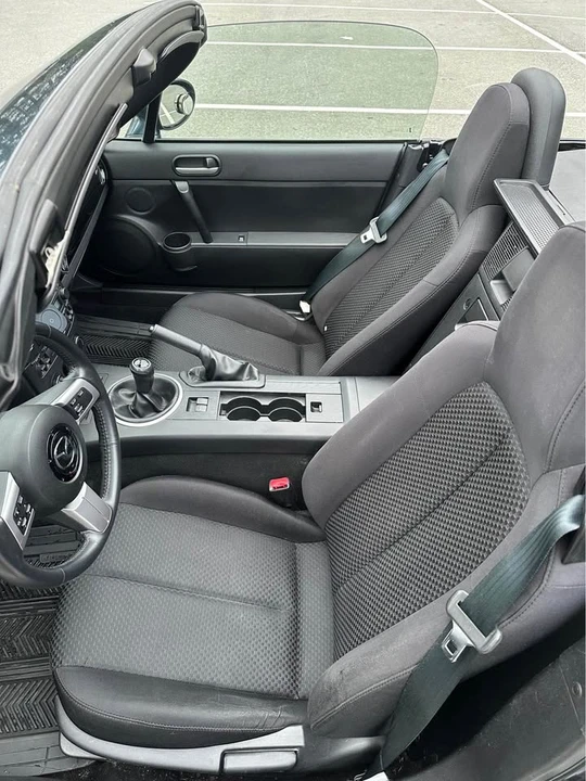 2006 Mazda NC MX-5 Miata - Image 9 of 16