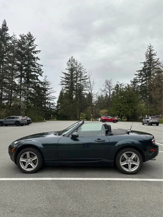2006 Mazda NC MX-5 Miata - Image 3 of 16