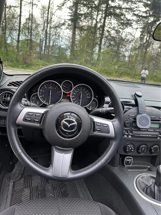 2006 Mazda NC MX-5 Miata - Image 7 of 16
