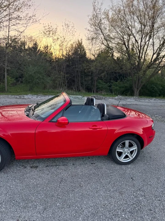 2006 Mazda NC MX-5 Miata - Image 9 of 14