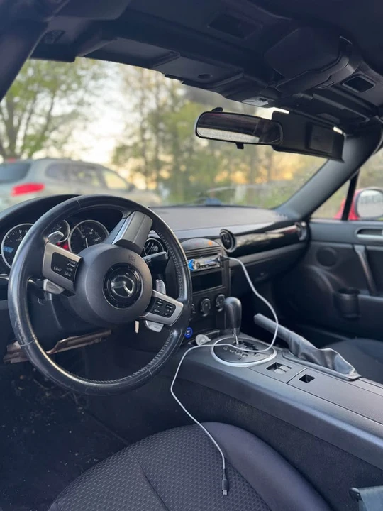 2006 Mazda NC MX-5 Miata - Image 13 of 14