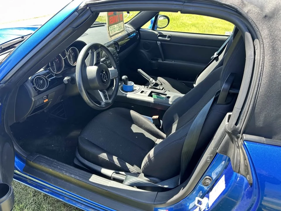 2006 Mazda NC MX-5 Miata - Image 7 of 8
