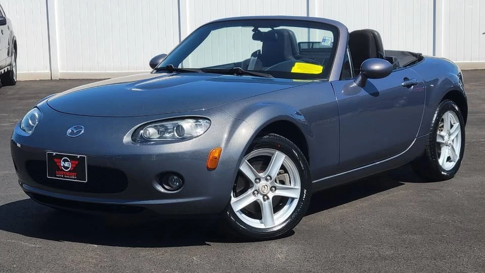 2006 Mazda NC MX-5 Miata - Image 2 of 20