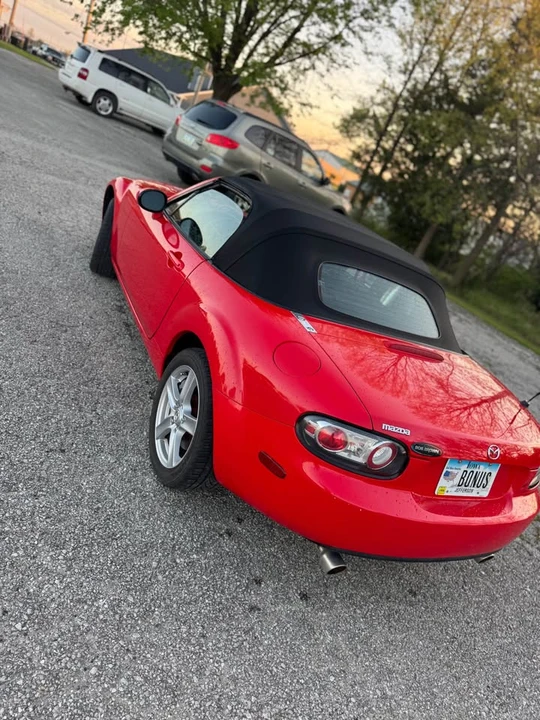 2006 Mazda NC MX-5 Miata - Image 8 of 14