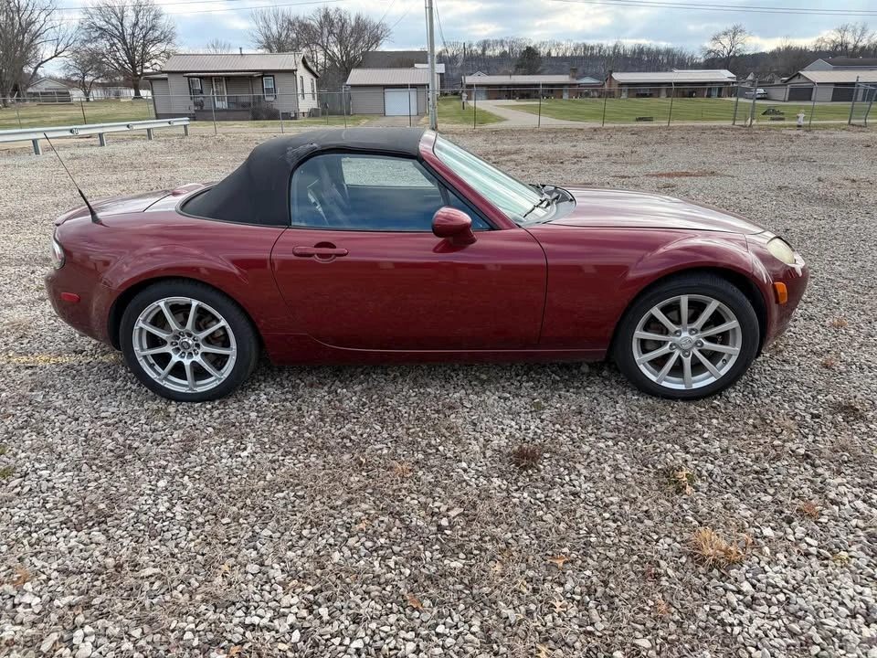 2006 Mazda NC MX-5 Miata - Image 10 of 14
