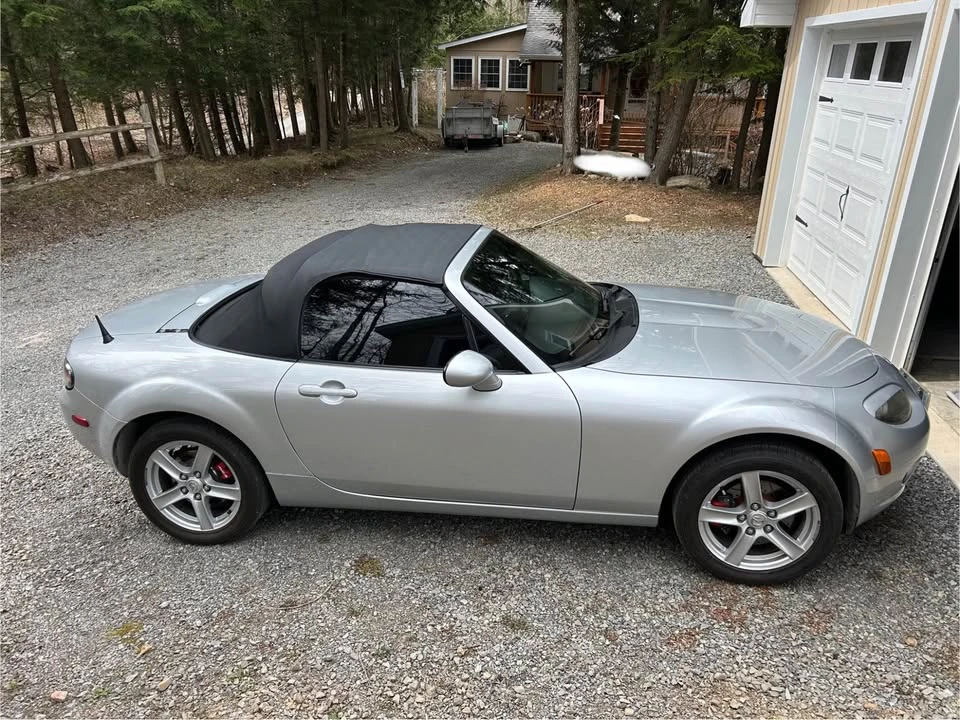 2006 Mazda NC MX-5 Miata - Image 2 of 10