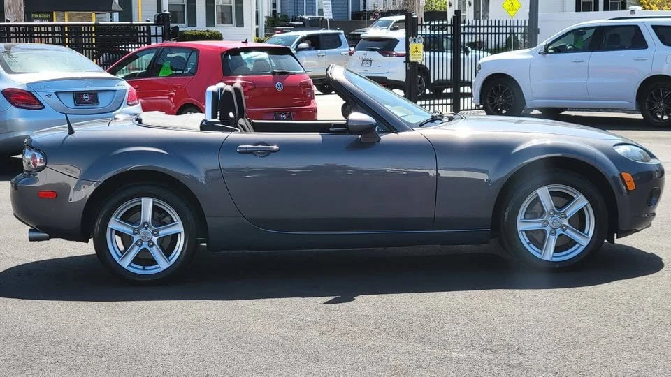 2006 Mazda NC MX-5 Miata - Image 8 of 20