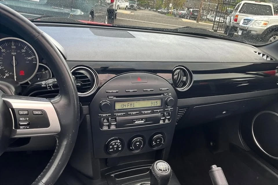 2006 Mazda NC MX-5 Miata - Image 14 of 20