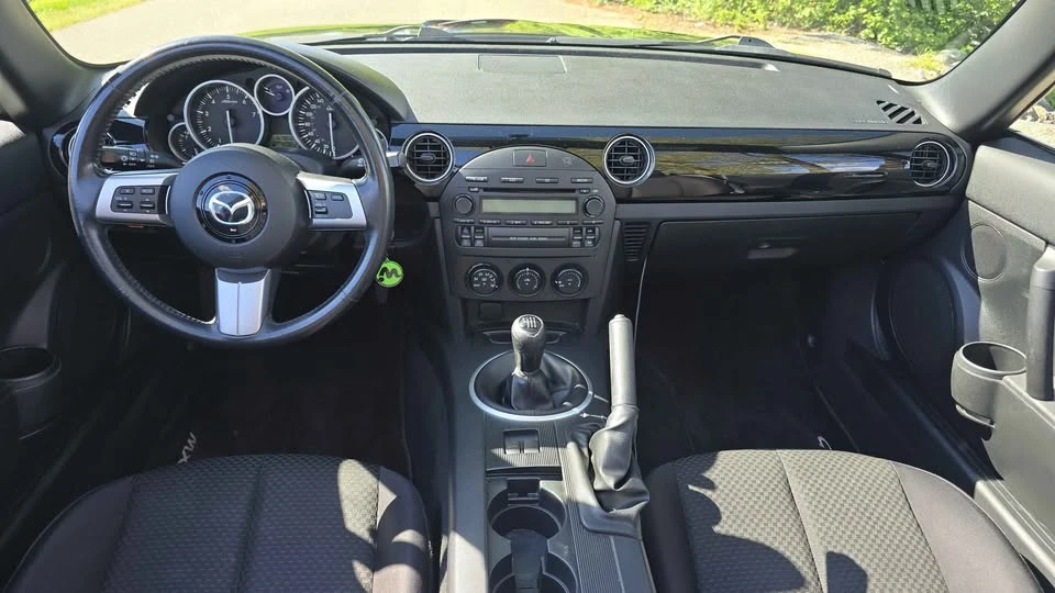 2006 Mazda NC MX-5 Miata - Image 11 of 12