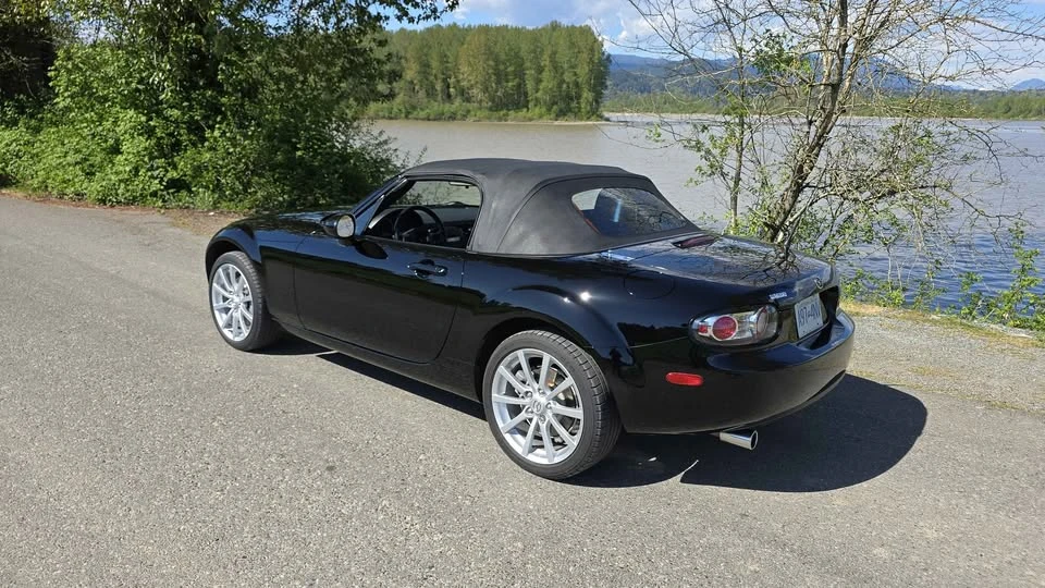 2006 Mazda NC MX-5 Miata - Image 8 of 12