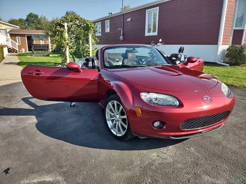 2006 Mazda MX-5 Miata GS