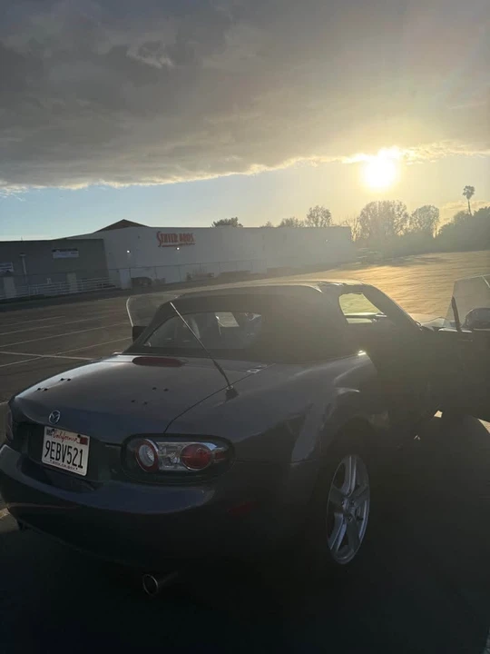 2006 Mazda NC MX-5 Miata - Image 4 of 5