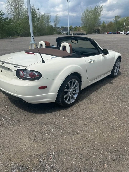 2006 Mazda NC MX-5 Miata - Image 7 of 10