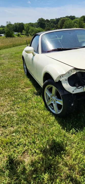 2006 Mazda NC MX-5 Miata - Image 3 of 7
