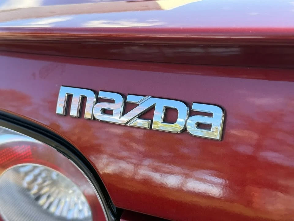 2006 Mazda NC MX-5 Miata - Image 17 of 20