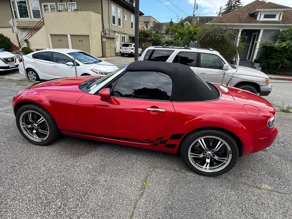2006 Mazda NC MX-5 Miata - Image 8 of 20