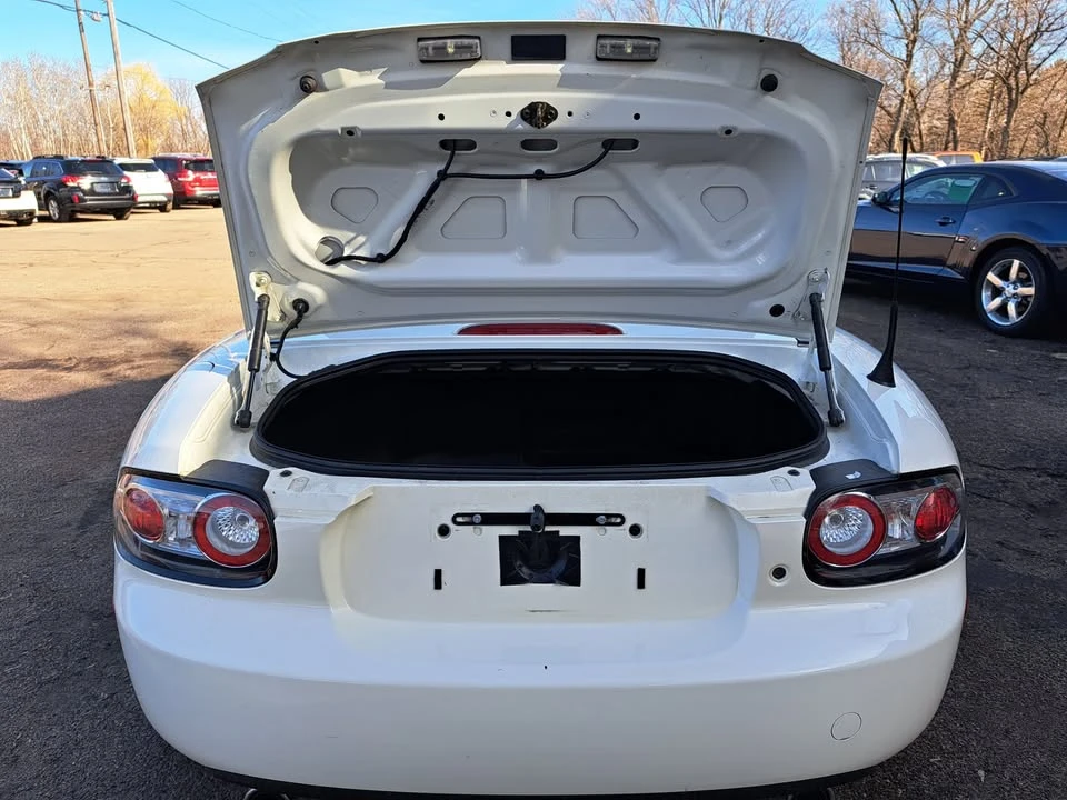 2006 Mazda NC MX-5 Miata - Image 8 of 16