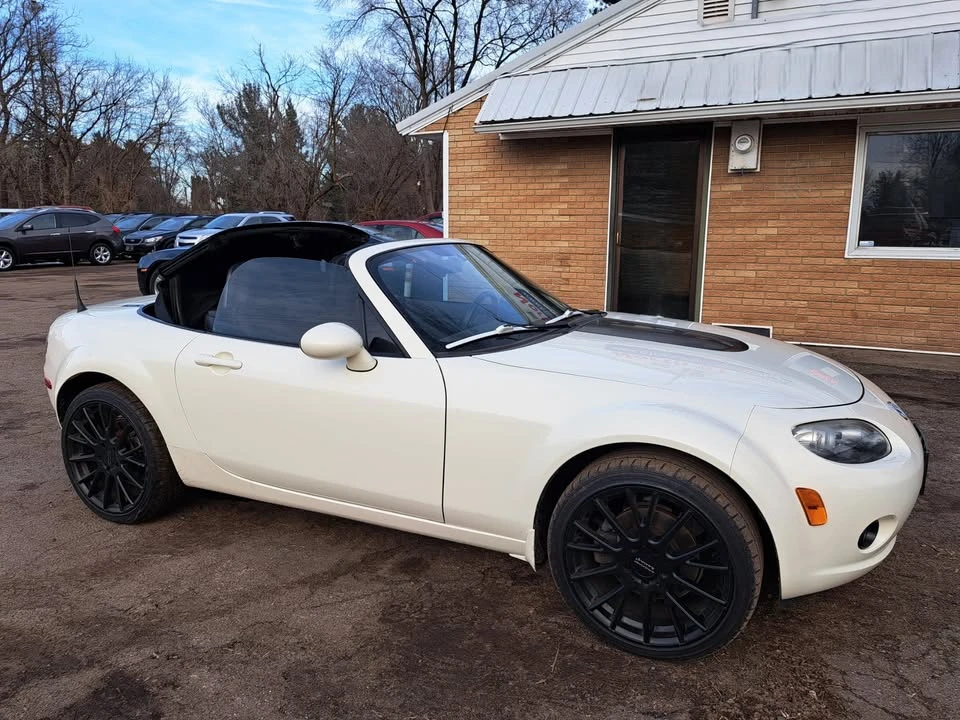 2006 Mazda NC MX-5 Miata - Image 2 of 16