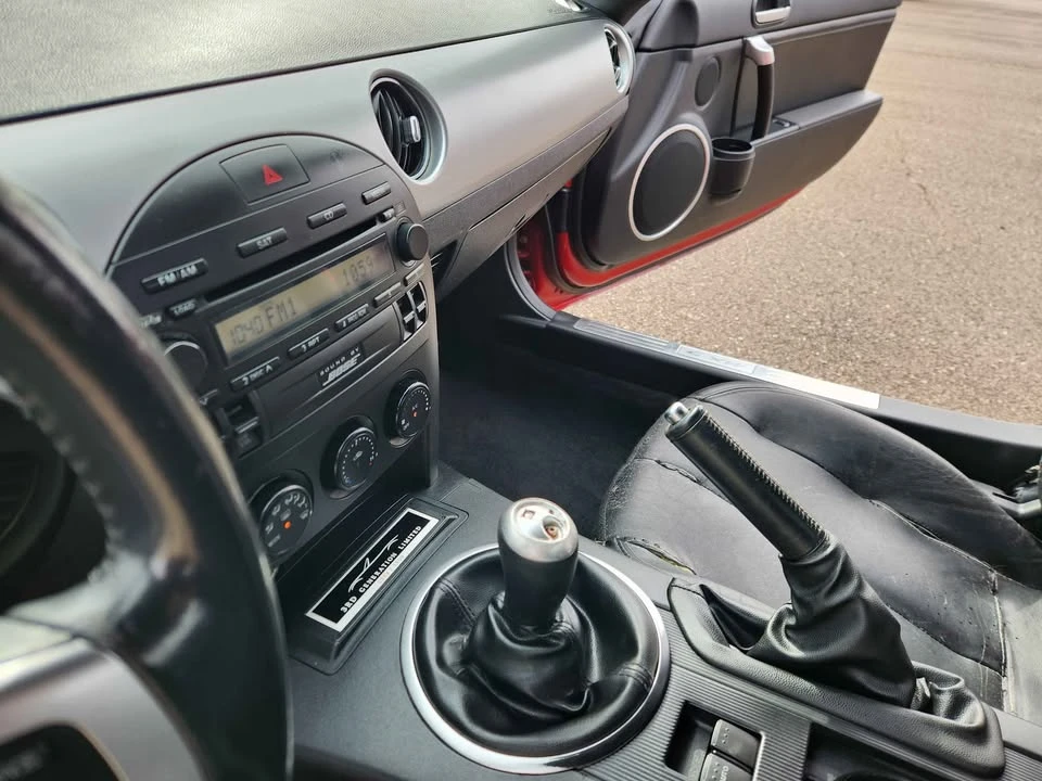 2006 Mazda NC MX-5 Miata - Image 14 of 18