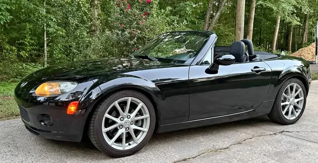 2006 Mazda MX-5 Miata Sport