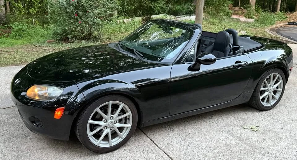 2006 Mazda NC MX-5 Miata - Image 2 of 14
