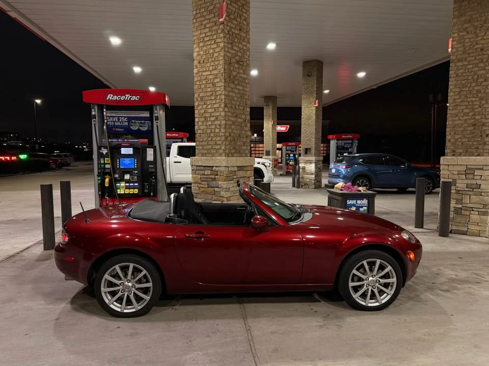 2006 Mazda NC MX-5 Miata - Image 4 of 12