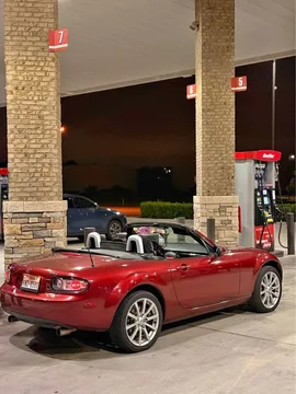 2006 Mazda MX-5 Miata