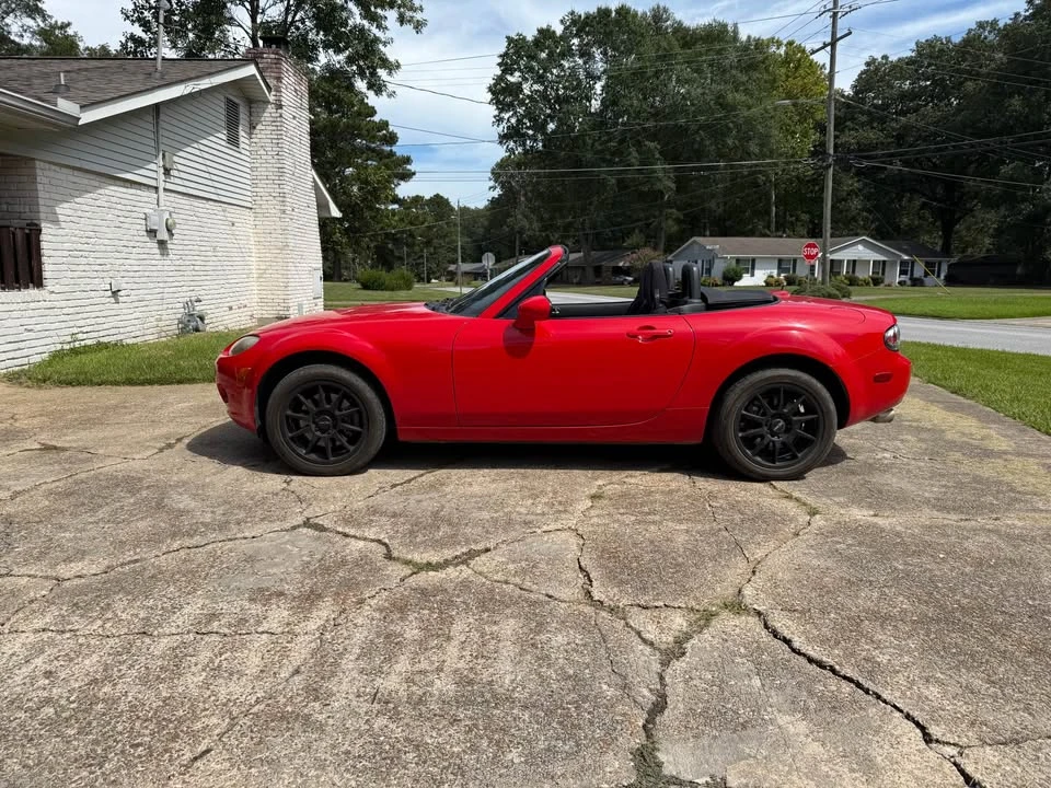 2006 Mazda NC MX-5 Miata - Image 8 of 18