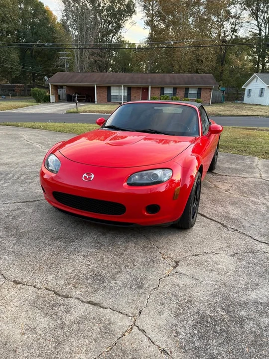 2006 Mazda NC MX-5 Miata - Image 2 of 18