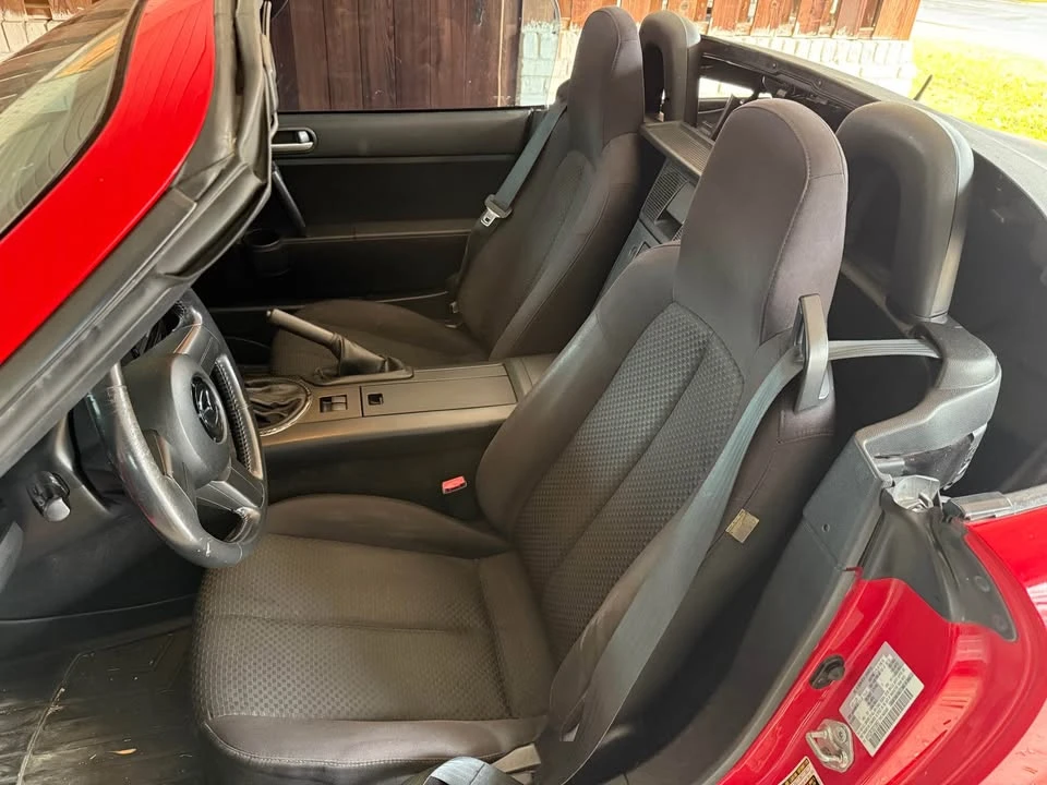 2006 Mazda NC MX-5 Miata - Image 10 of 18