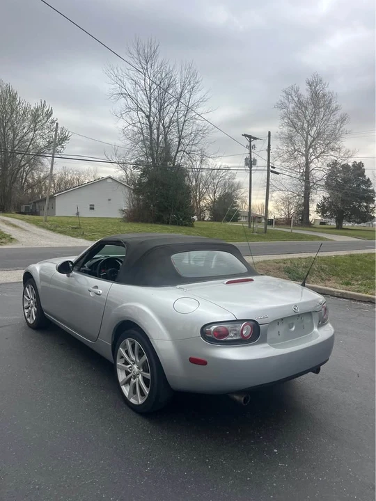 2006 Mazda NC MX-5 Miata - Image 5 of 13