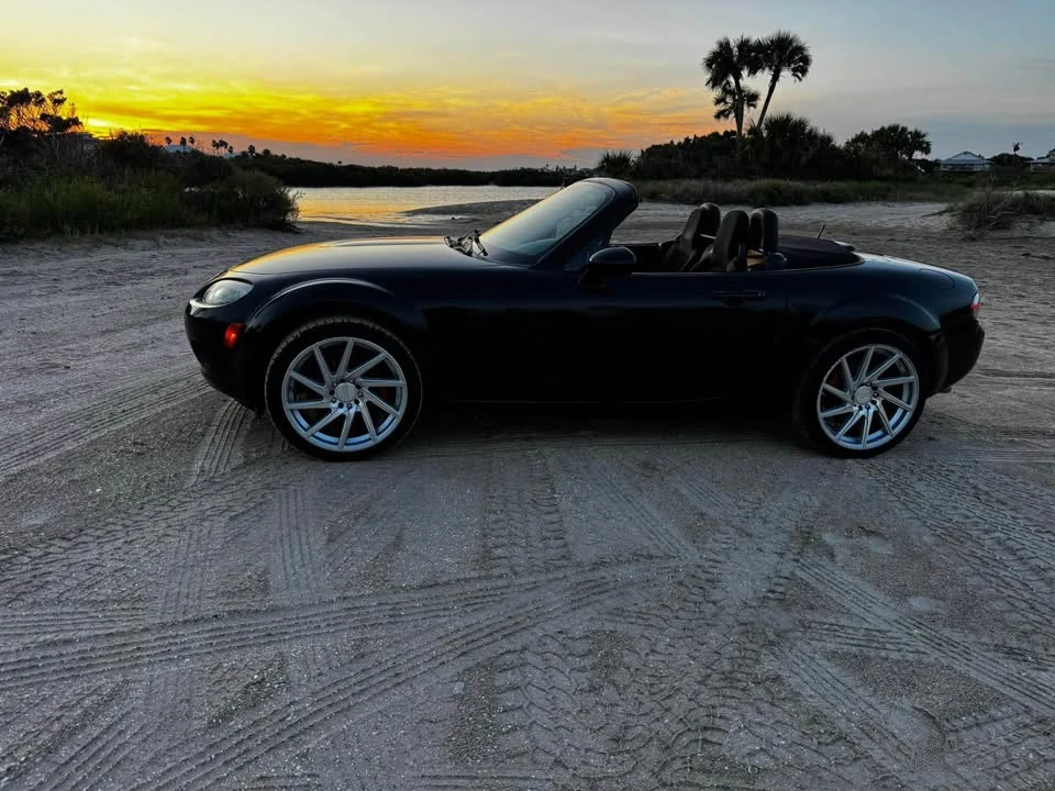 2006 Mazda NC MX-5 Miata - Image 2 of 13