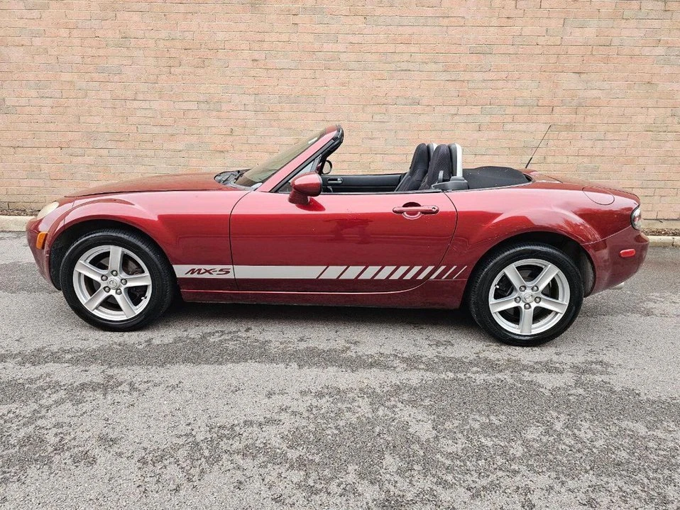 2006 Mazda NC MX-5 Miata - Image 8 of 15