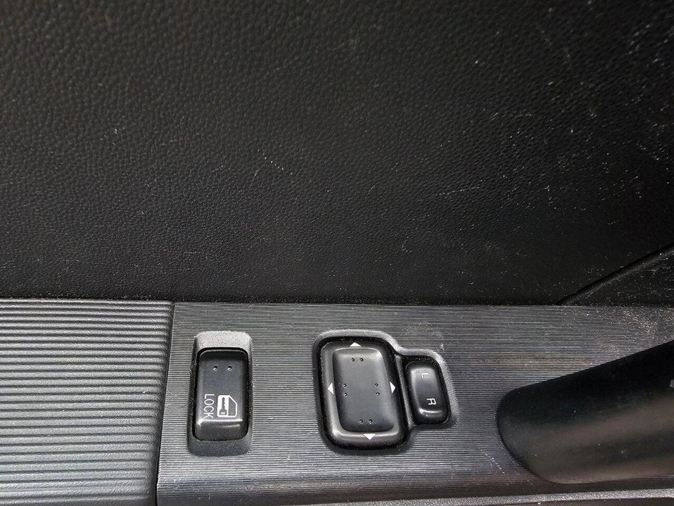 2006 Mazda NC MX-5 Miata - Image 14 of 15