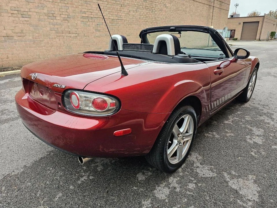 2006 Mazda NC MX-5 Miata - Image 5 of 15