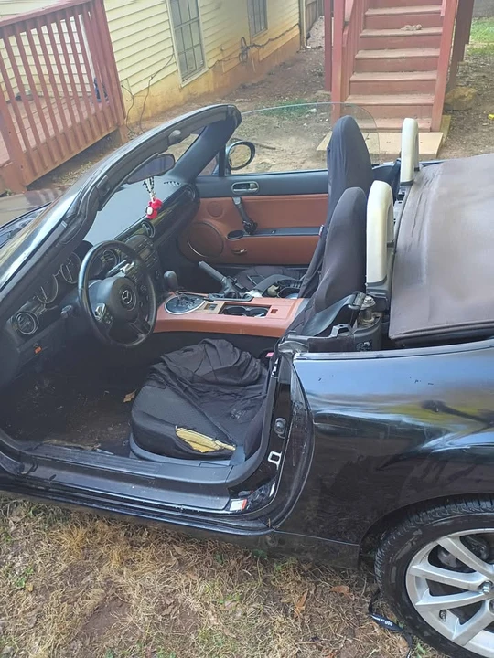 2006 Mazda NC MX-5 Miata - Image 12 of 14