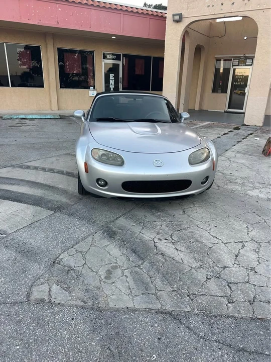 2006 Mazda NC MX-5 Miata - Image 4 of 10