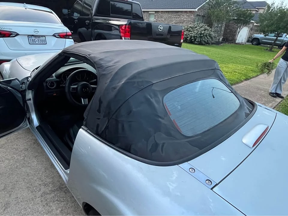 2006 Mazda NC MX-5 Miata - Image 14 of 17