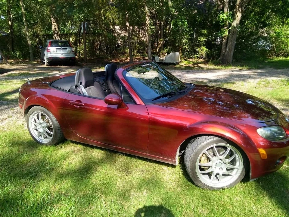2006 Mazda NC MX-5 Miata - Image 2 of 3