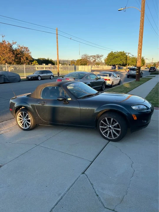 2006 Mazda NC MX-5 Miata - Image 2 of 16
