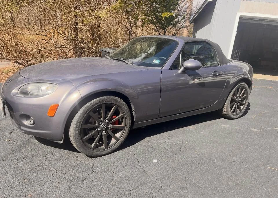 2006 Mazda NC MX-5 Miata - Image 2 of 7