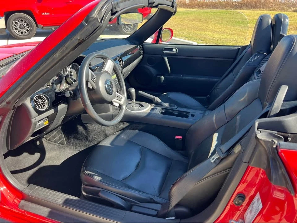 2006 Mazda NC MX-5 Miata - Image 8 of 13