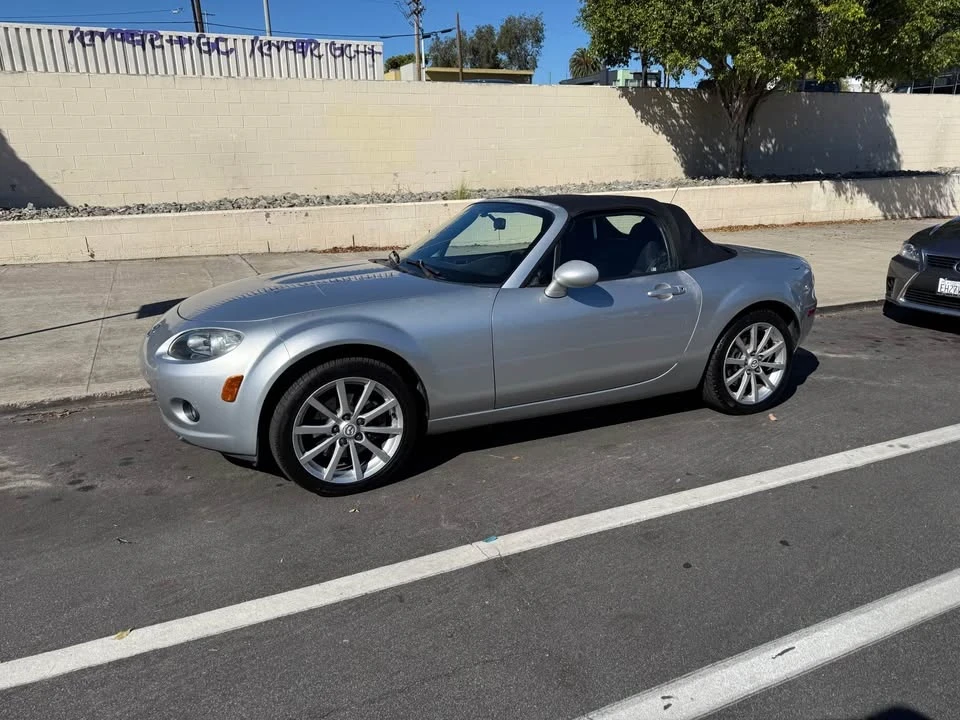 2006 Mazda NC MX-5 Miata - Image 2 of 6