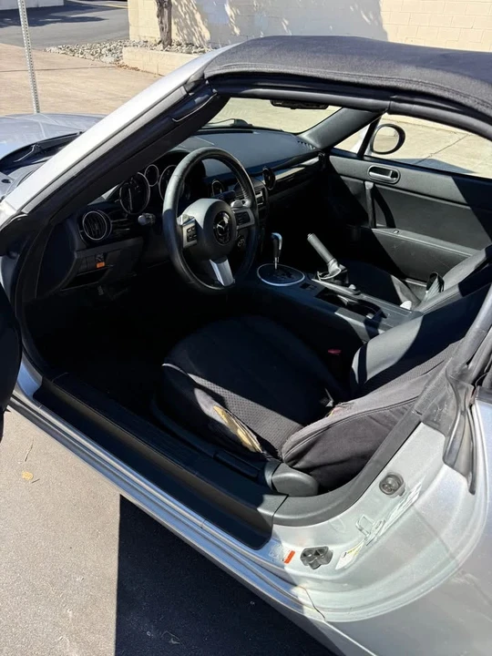 2006 Mazda NC MX-5 Miata - Image 6 of 6