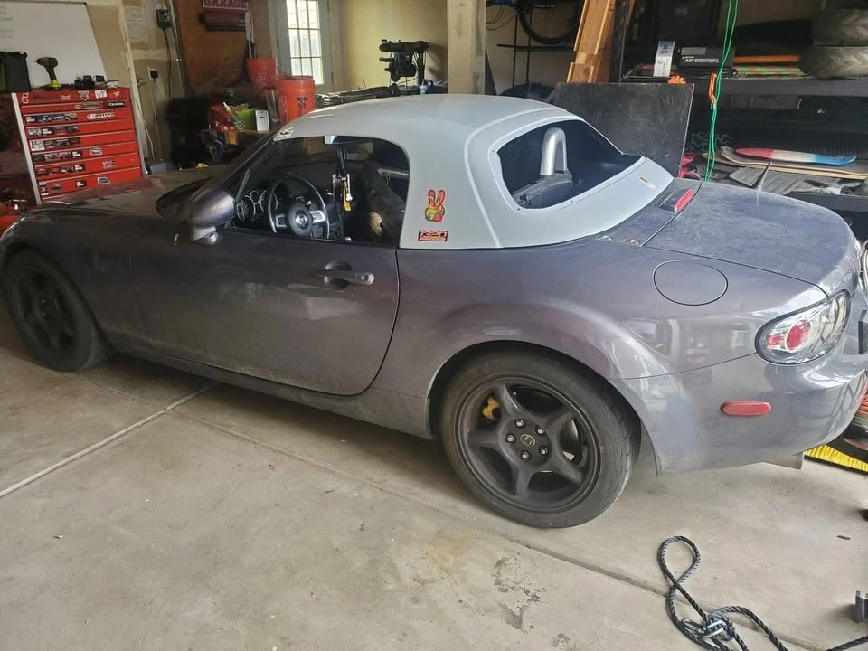 2006 Mazda NC MX-5 Miata - Image 2 of 8