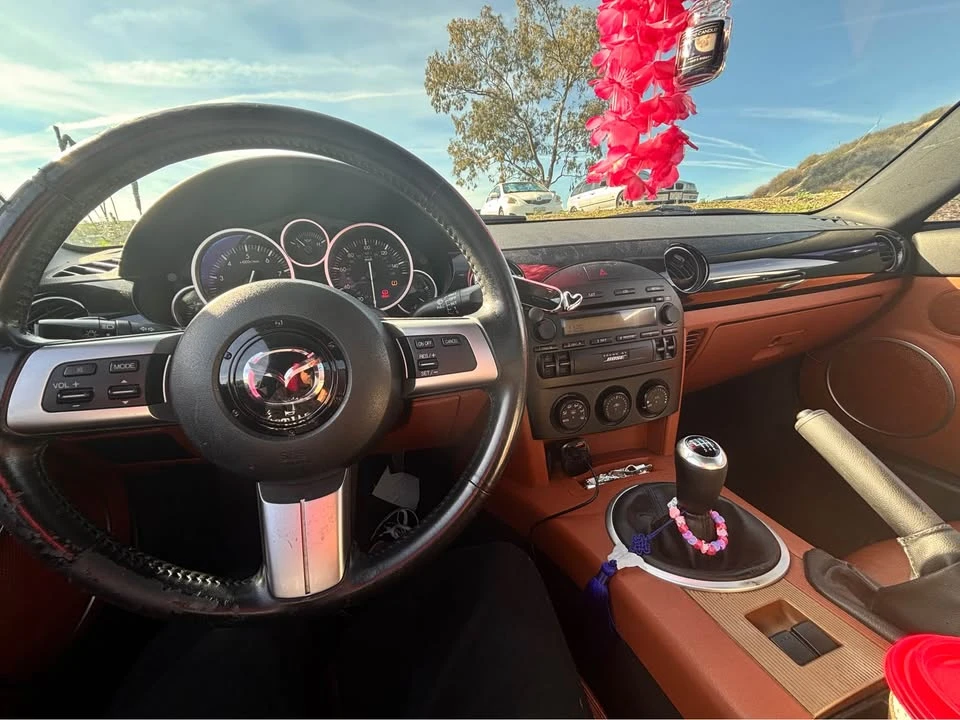 2006 Mazda NC MX-5 Miata - Image 5 of 5