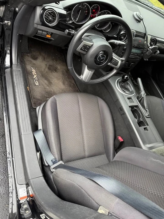 2006 Mazda NC MX-5 Miata - Image 6 of 10