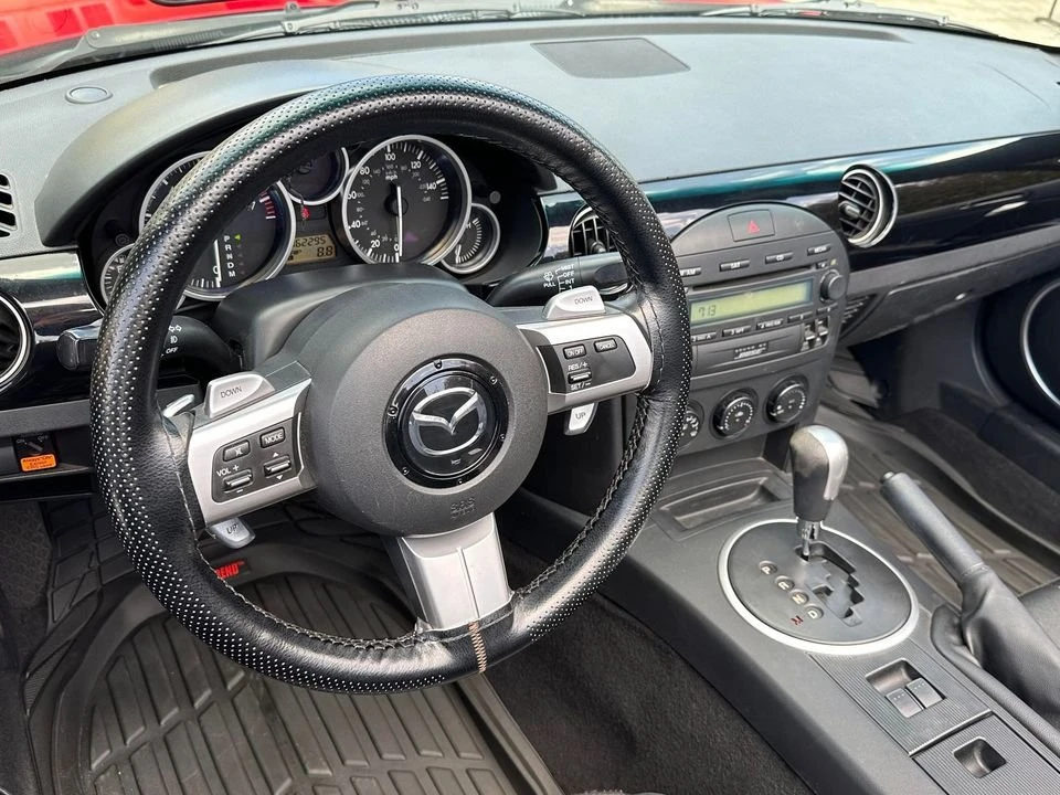 2006 Mazda NC MX-5 Miata - Image 4 of 4