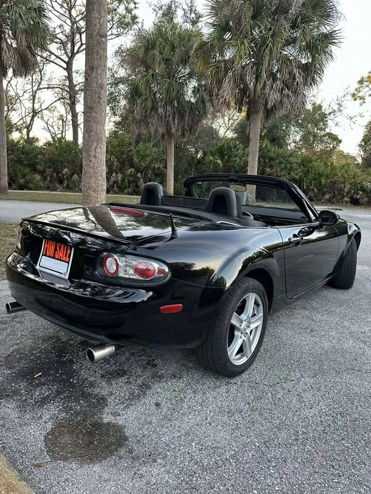 2006 Mazda NC MX-5 Miata - Image 10 of 10