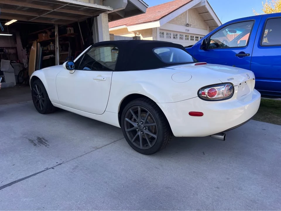 2006 Mazda NC MX-5 Miata - Image 4 of 5
